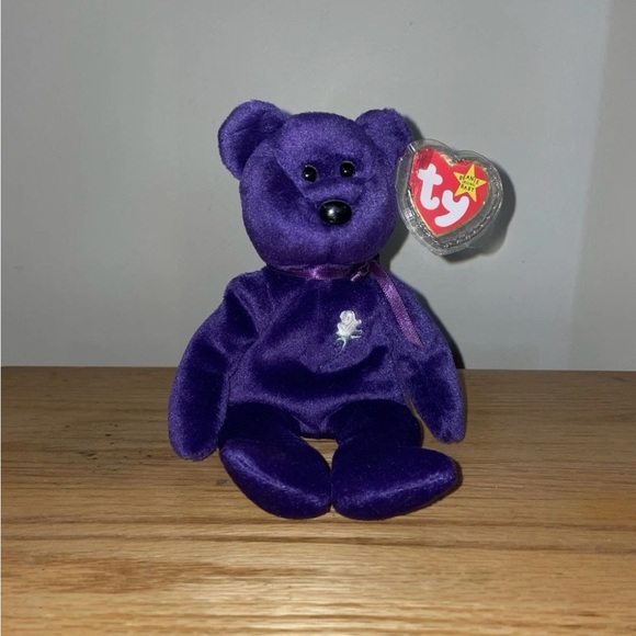 Princess Diana Bear 1997 Rare and Retired!